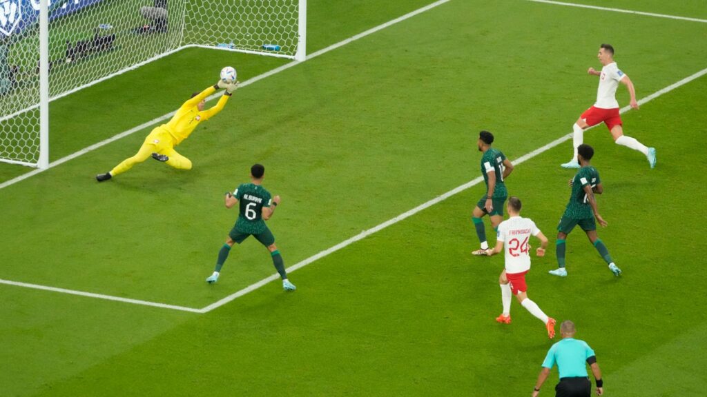 Szczesny's double saves inspired